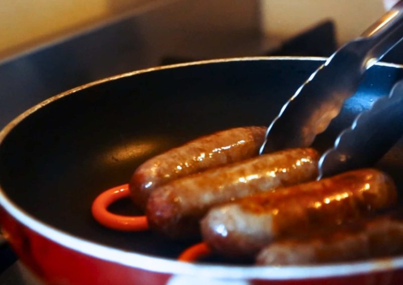 SOSSBOSSER Fry Pan Sausage Holder